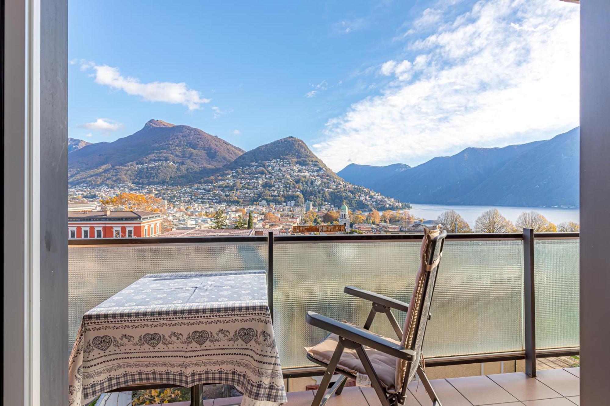 Imperial Of Lugano 4 With A Lake View Behind The Station And 10 Min From The Lake Διαμέρισμα Εξωτερικό φωτογραφία